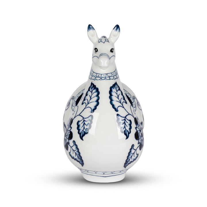 Porcelain horse statues, view 5