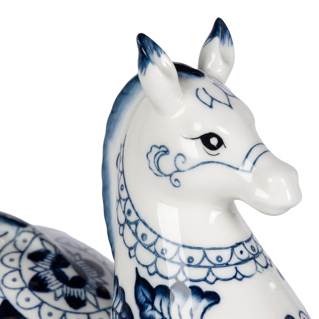 Porcelain horse statues, view 14